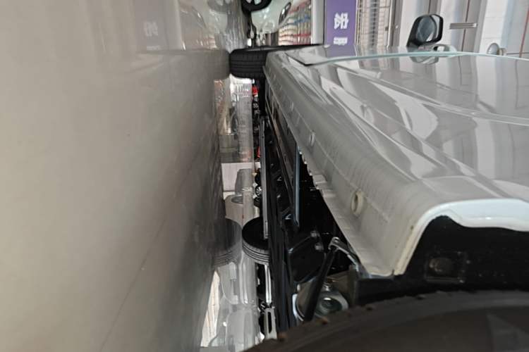 Used Wuling Yangguang 2026 Model, 440km Bus Comfort Edition, 6 Seats Left Side Sill