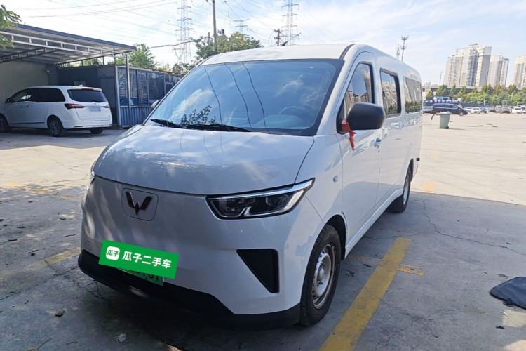 Wuling Yangguang 2026 Model, 440km Bus Comfort Edition, 6 Seats