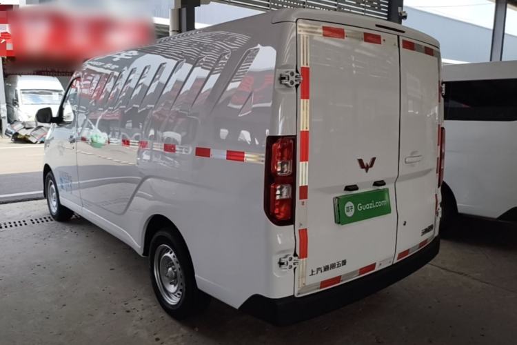 Used Wuling Yangguang 2026 Model, 300km Window-Sealed Practical Edition Rear Left 45 Deg
