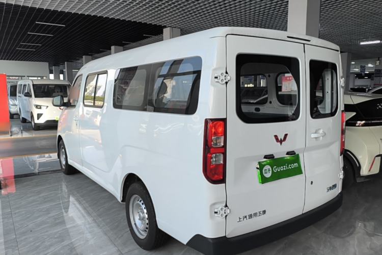 Used Wuling Yangguang 2026 Model, 330km Bus Comfort Edition Rear Left 45 Deg