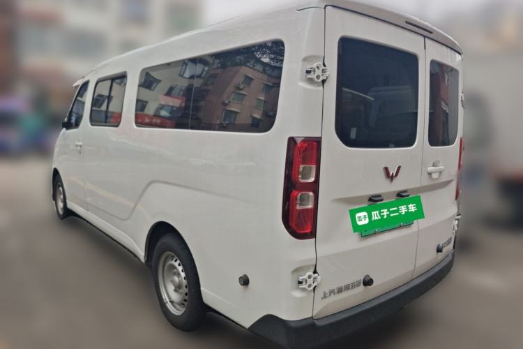 Used Wuling Yangguang 2026 Model, 440km Bus Comfort Edition, 6 Seats Rear Left 45 Deg