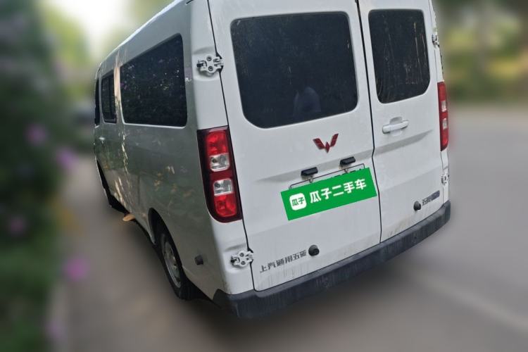 Used Wuling Yangguang 2026 Model, 440km Bus Comfort Edition, 6 Seats Rear Left 45 Deg