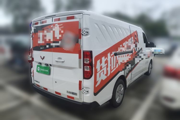 Used Wuling Yangguang 2026 Model, 300km Window-Sealed Comfort Edition Rear Right 45 Deg