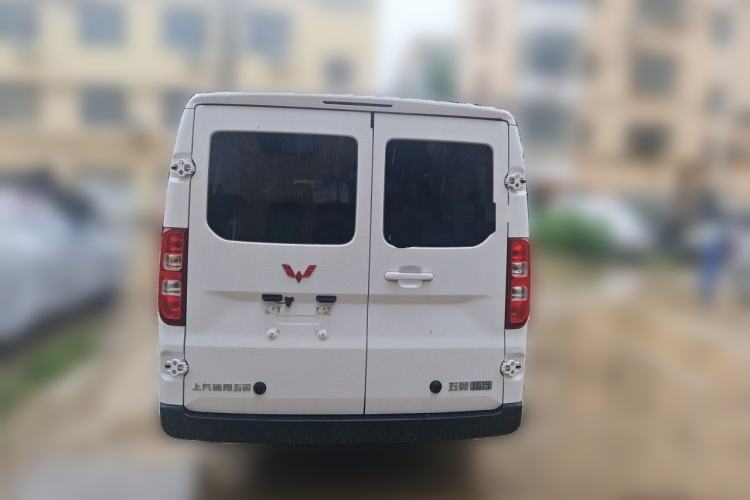 Used Wuling Yangguang 2026 Model, 440km Bus Comfort Edition, 6 Seats Rear
