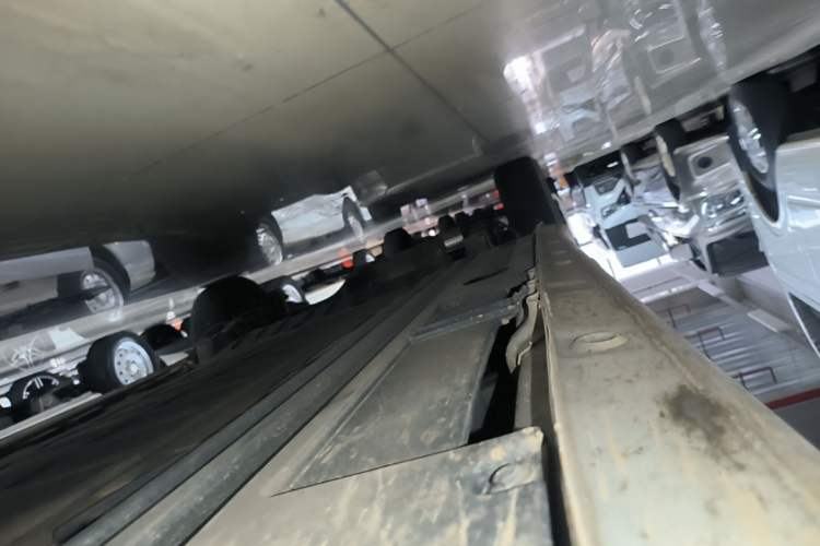 Used Wuling Yangguang 2026 Model, 330km Bus Comfort Edition Right Side Sill