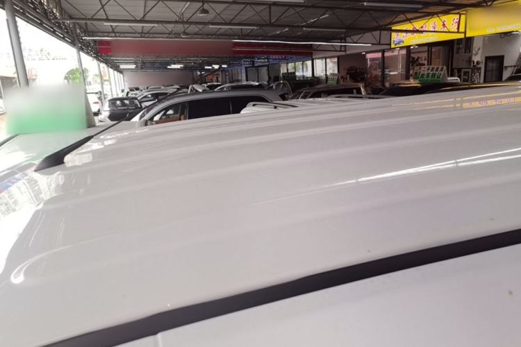 Used Wuling Yangguang 2026 Model, 330km Bus Comfort Edition Roof