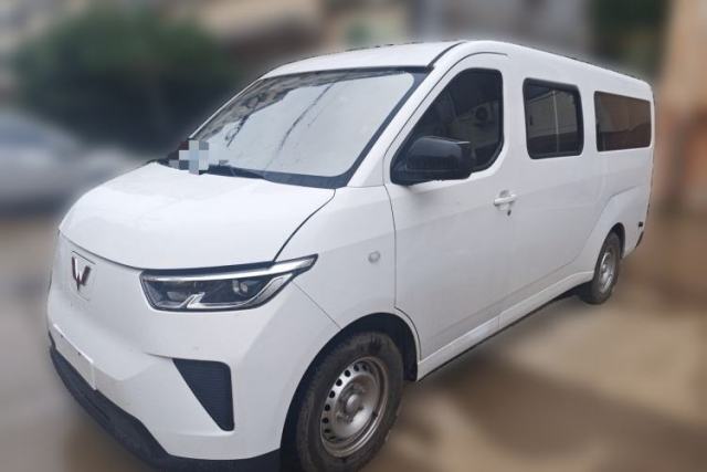 Used Wuling Yangguang 2026 Model, 440km Bus Comfort Edition, 6 Seats