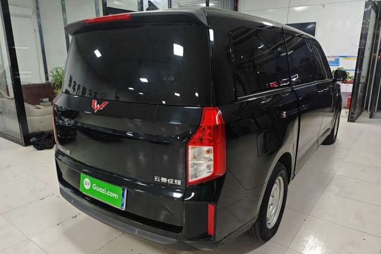 Used Wuling Zhengcheng 2021 1.5T Manual Comfort Version Rear Right 45 Deg