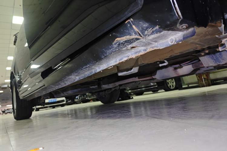 Used Wuling Zhengcheng 2021 1.5T Manual Comfort Version Right Side Sill