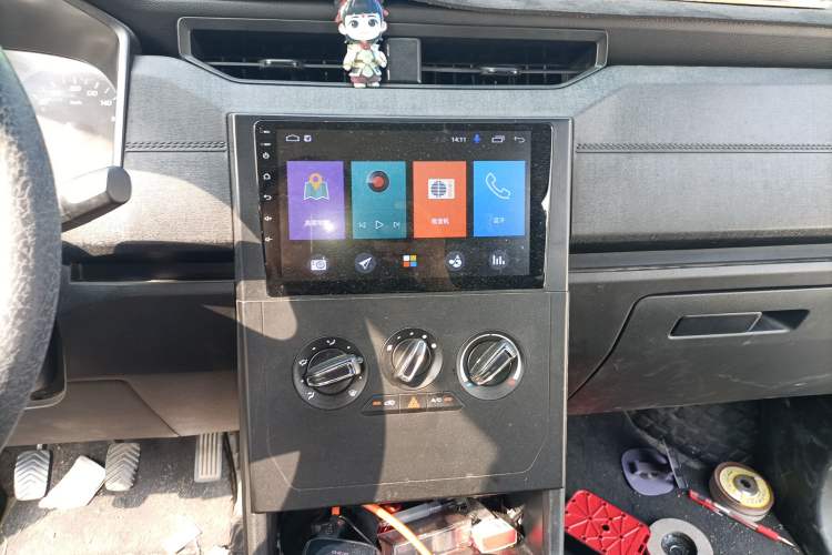 Used Wuling Zhengcheng 2022 2.0L Manual Entrepreneurial Version Audio And AC Panel