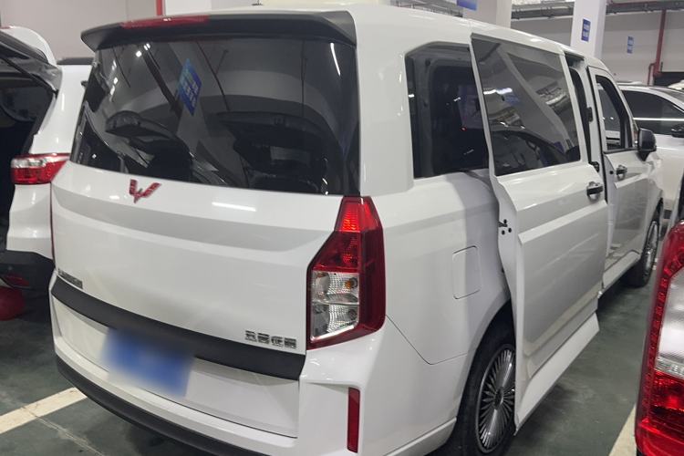 Used Wuling Zhengcheng 2022 2.0L Manual Entrepreneurial Version Exterior 3