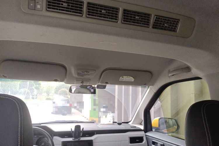 Used Wuling Zhengcheng 2021 1.5T Manual Luxury Version Headliner