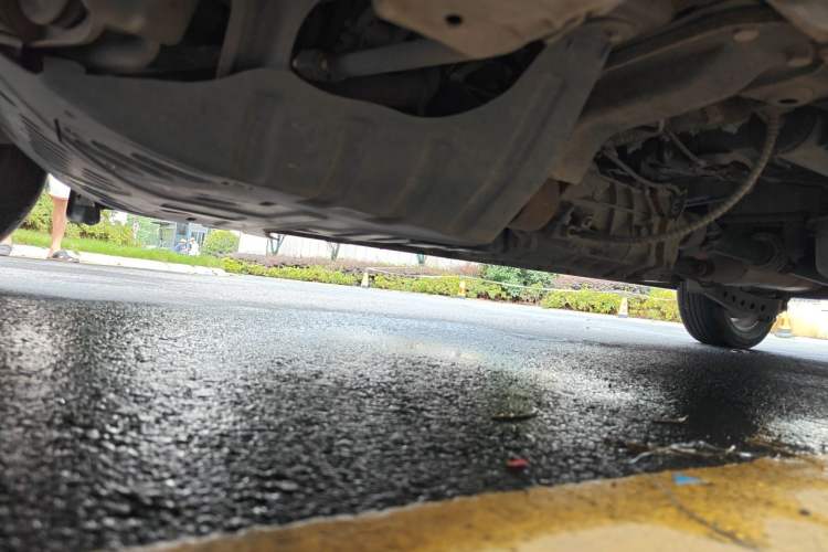 Used Wuling Zhengcheng 2015 1.8L Luxury Model LJ479QE2 Chassis Front Left