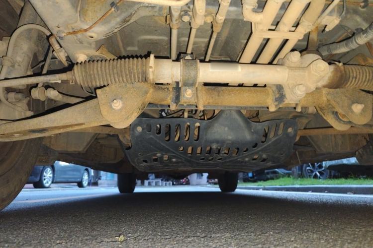 Used Wuling Zhengcheng 2015 1.5L Comfort L3C Chassis Front
