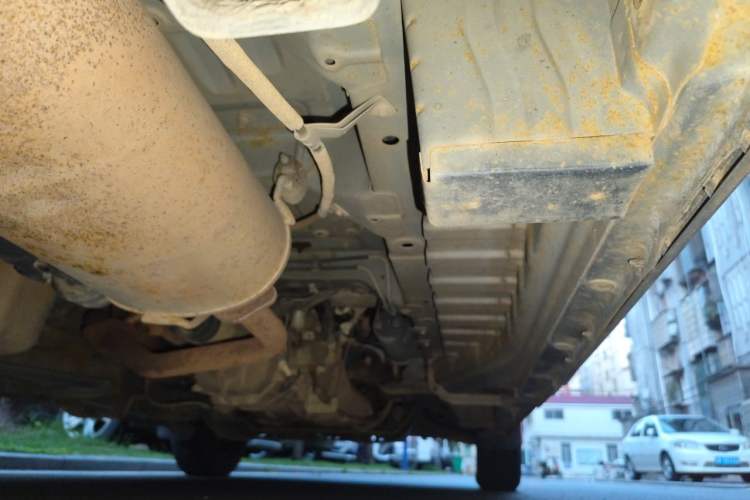 Used Wuling Zhengcheng 2015 1.5L Comfort L3C Chassis Rear Right