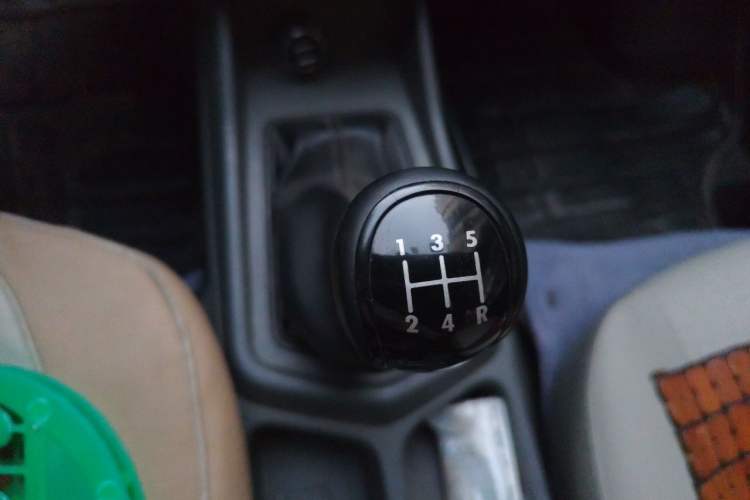 Used Wuling Zhengcheng 2015 1.5L Comfort L3C Gear Lever