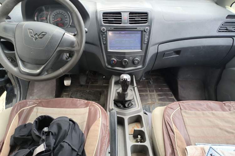 Used Wuling Zhengcheng 2015 1.5L Comfort L3C Gear Lever