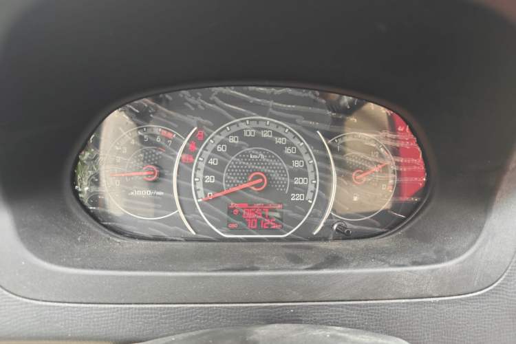 Used Wuling Zhengcheng 2015 1.8L Luxury Model LJ479QE2 Instrument Cluster