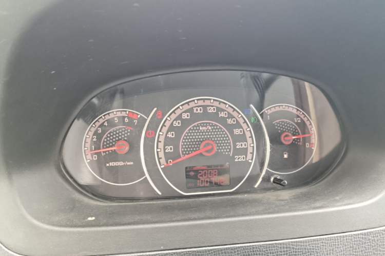 Used Wuling Zhengcheng 2015 1.5L Comfort L3C Instrument Cluster