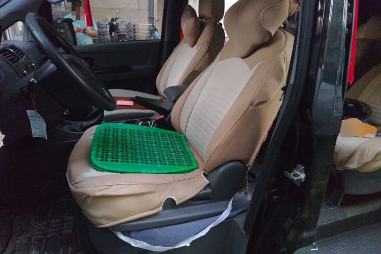 Used Wuling Zhengcheng 2015 1.5L Comfort L3C Left Front Seat