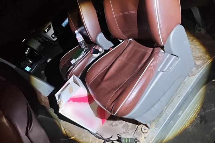 Used Wuling Zhengcheng 2015 1.5L Comfort L3C Left Rear Seat