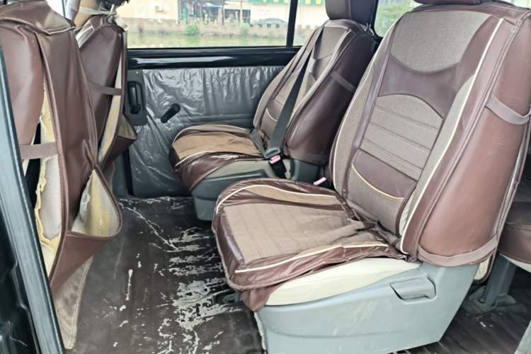 Used Wuling Zhengcheng 2015 1.5L Comfort L3C Left Rear Seat