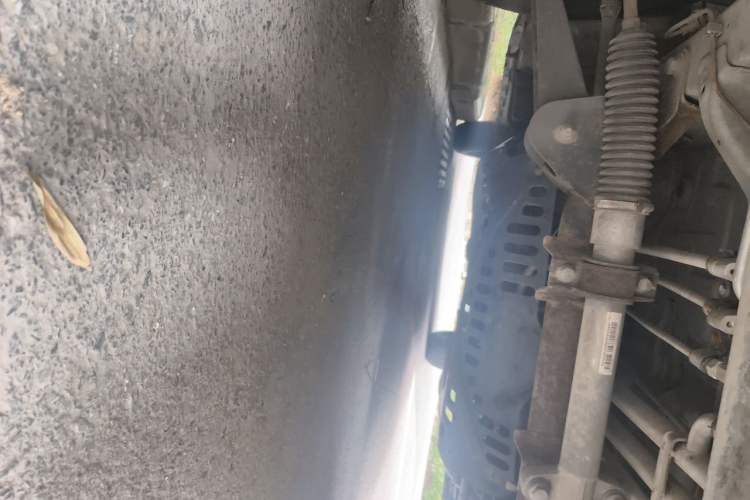 Used Wuling Zhengcheng 2015 1.5L Comfort L3C Chassis Front