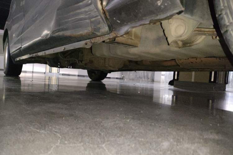 Used Wuling Zhengcheng 2015 1.8L Comfort Model LJ479QE2 Chassis Rear Left