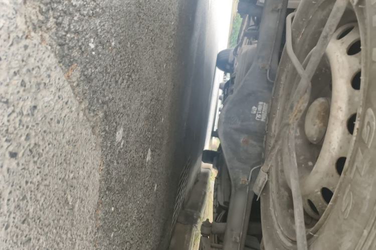 Used Wuling Zhengcheng 2015 1.5L Comfort L3C Chassis Rear
