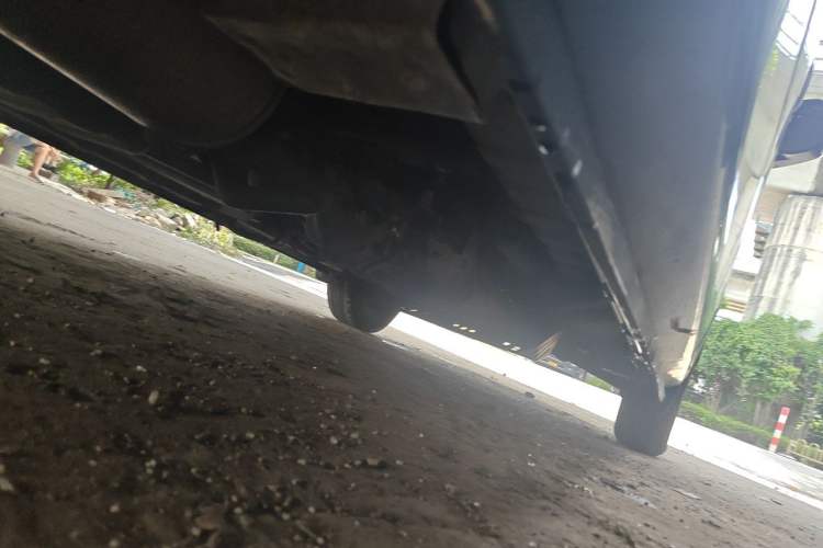 Used Wuling Zhengcheng 2015 1.5L Comfort L3C Chassis Rear Right