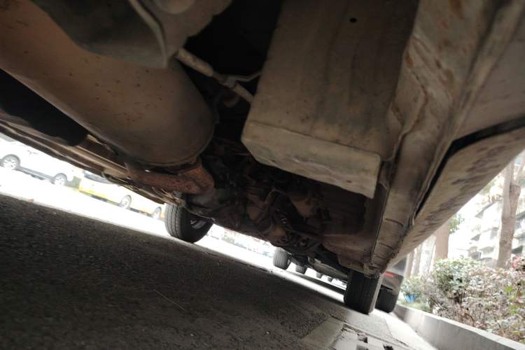 Used Wuling Zhengcheng 2015 1.5L Comfort L3C Chassis Rear Right