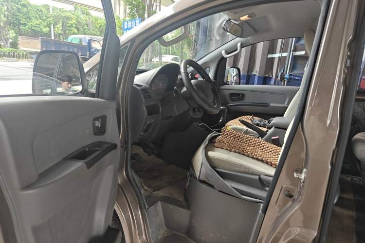 Used Wuling Zhengcheng 2015 1.5L Comfort L3C Driver Seat
