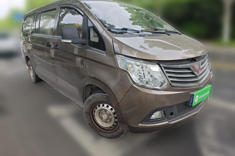 Used Wuling Zhengcheng 2015 1.5L Comfort L3C Front Right 45 Deg