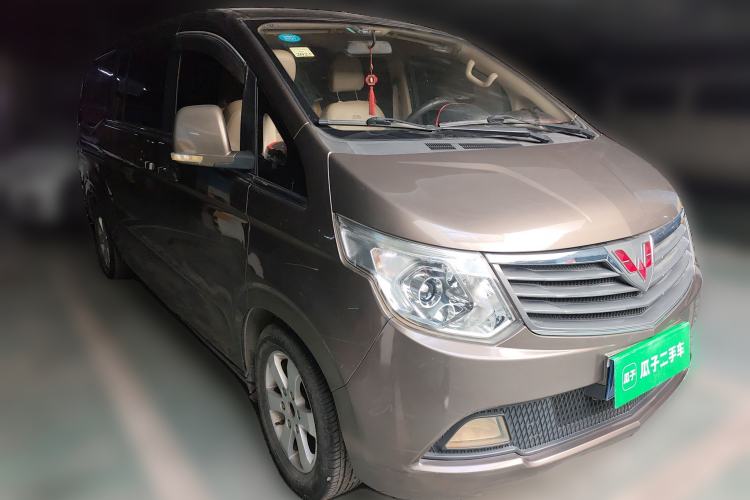 Used Wuling Zhengcheng 2015 1.8L Luxury Model LJ479QE2 Front Right 45 Deg