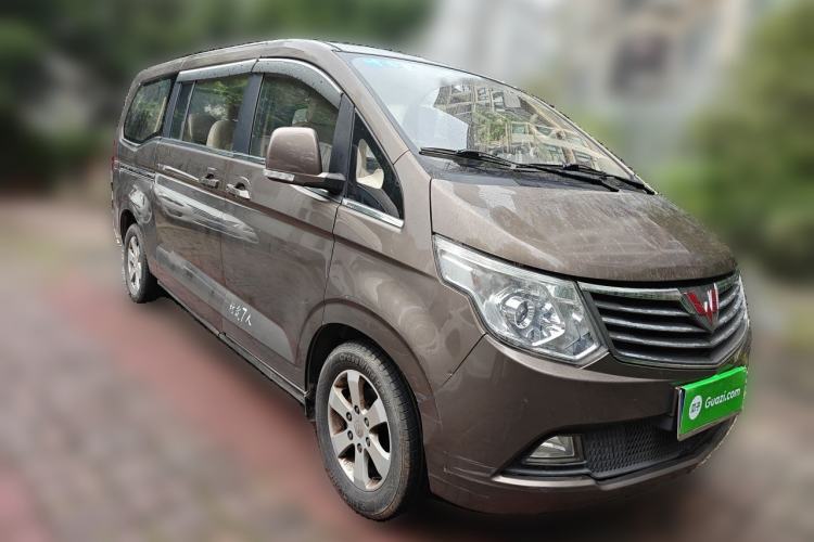 Used Wuling Zhengcheng 2015 1.8L Luxury Model LJ479QE2 Front Right 45 Deg