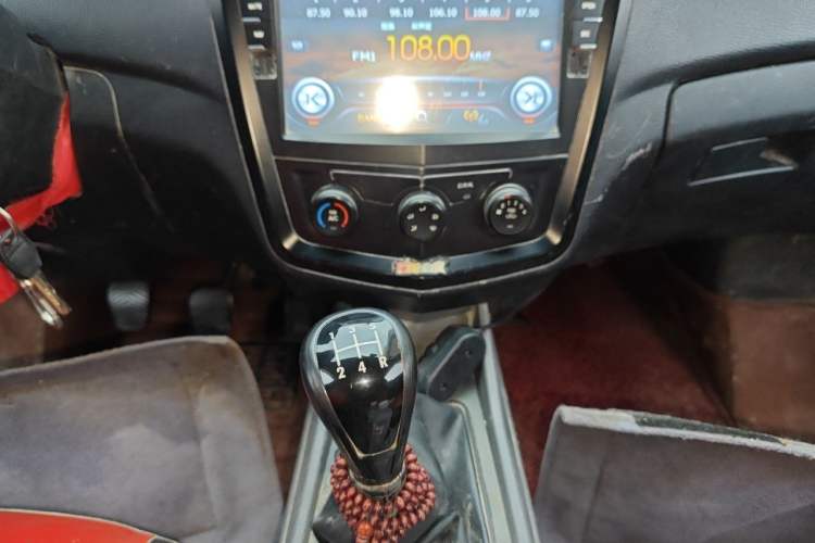 Used Wuling Zhengcheng 2015 1.8L Comfort Model LJ479QE2 Gear Lever