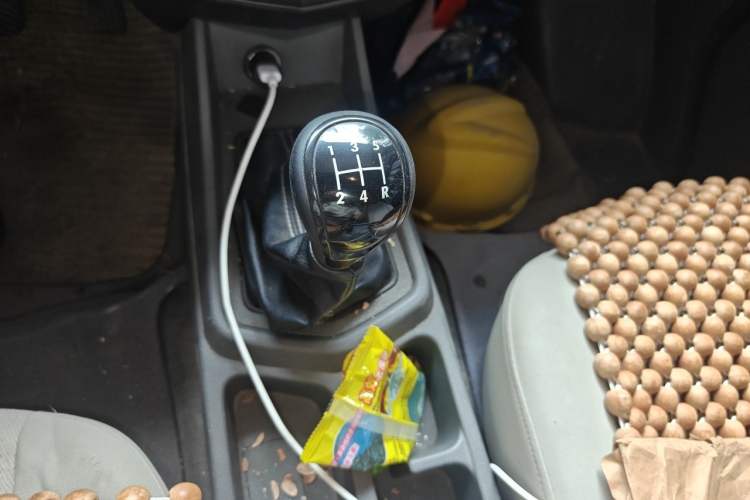 Used Wuling Zhengcheng 2015 1.5L Comfort L3C Gear Lever