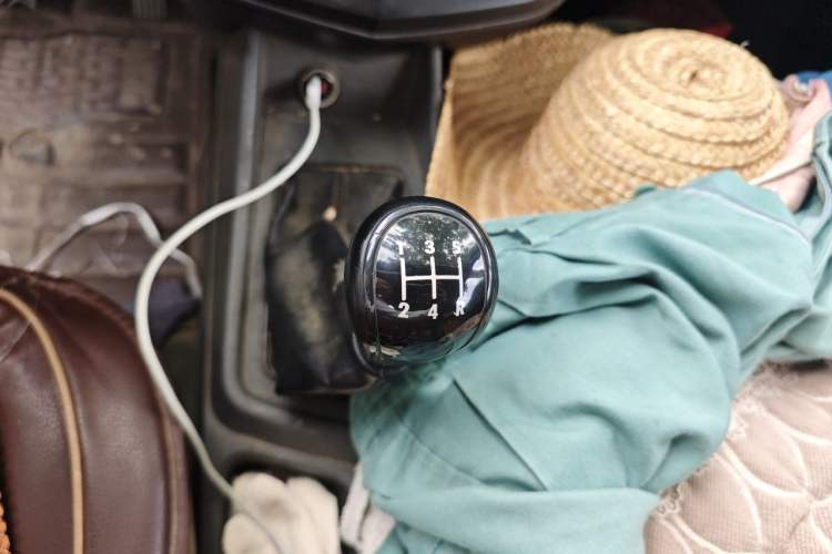 Used Wuling Zhengcheng 2015 1.5L Comfort L3C Gear Lever