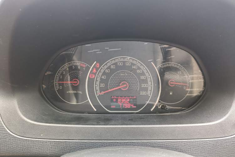 Used Wuling Zhengcheng 2015 1.5L Comfort L3C Instrument Cluster