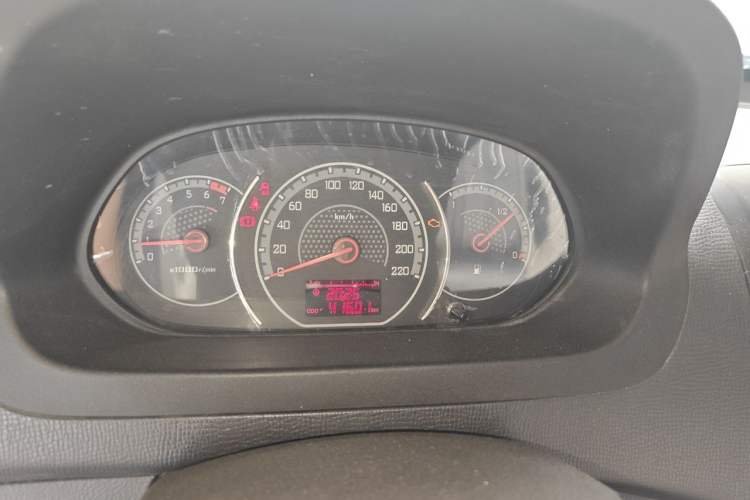 Used Wuling Zhengcheng 2015 1.5L Comfort L3C Instrument Cluster