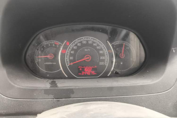 Used Wuling Zhengcheng 2015 1.5L Comfort L3C Instrument Cluster