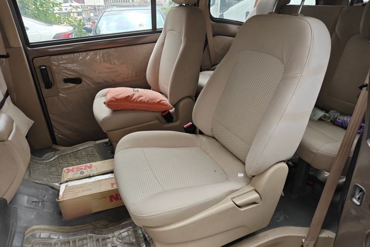 Used Wuling Zhengcheng 2015 1.8L Luxury Model LJ479QE2 Left Rear Seat