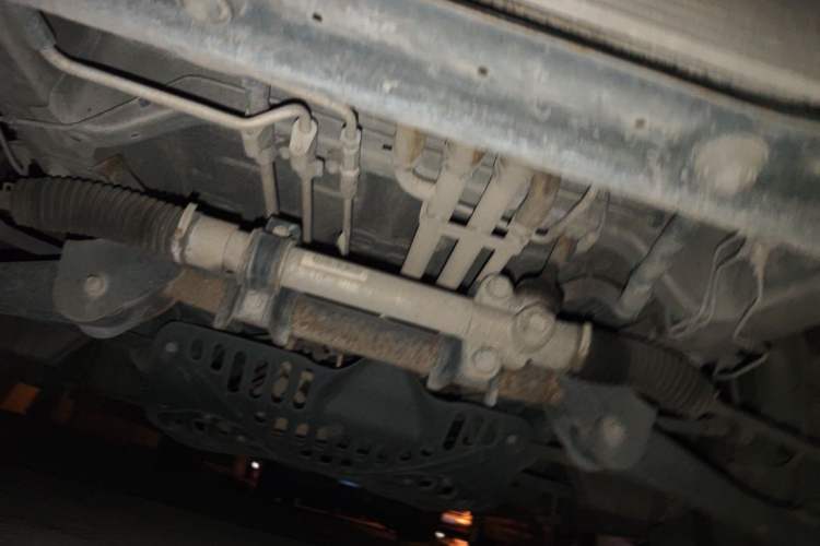 Used Wuling Zhengcheng 2015 1.5L Comfort L3C Chassis Front