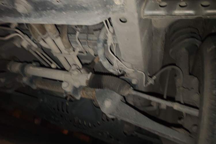 Used Wuling Zhengcheng 2015 1.5L Comfort L3C Chassis Front Left