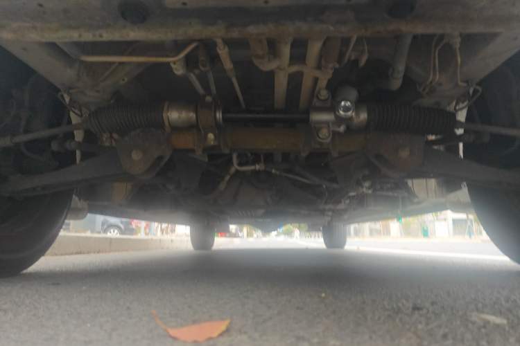 Used Wuling Zhengcheng 2015 1.5L Comfort L3C Chassis Front