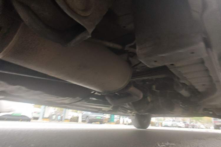 Used Wuling Zhengcheng 2015 1.5L Comfort L3C Chassis Rear Right