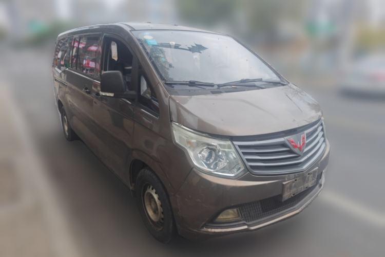 Used Wuling Zhengcheng 2015 1.5L Comfort L3C Front Right 45 Deg