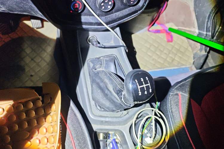 Used Wuling Zhengcheng 2015 1.5L Comfort L3C Gear Lever