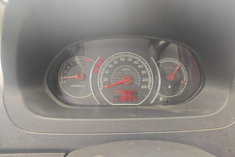 Used Wuling Zhengcheng 2015 1.5L Comfort L3C Instrument Cluster
