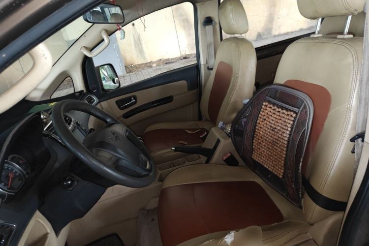 Used Wuling Zhengcheng 2015 1.8L Comfort Model LJ479QE2 Left Front Seat